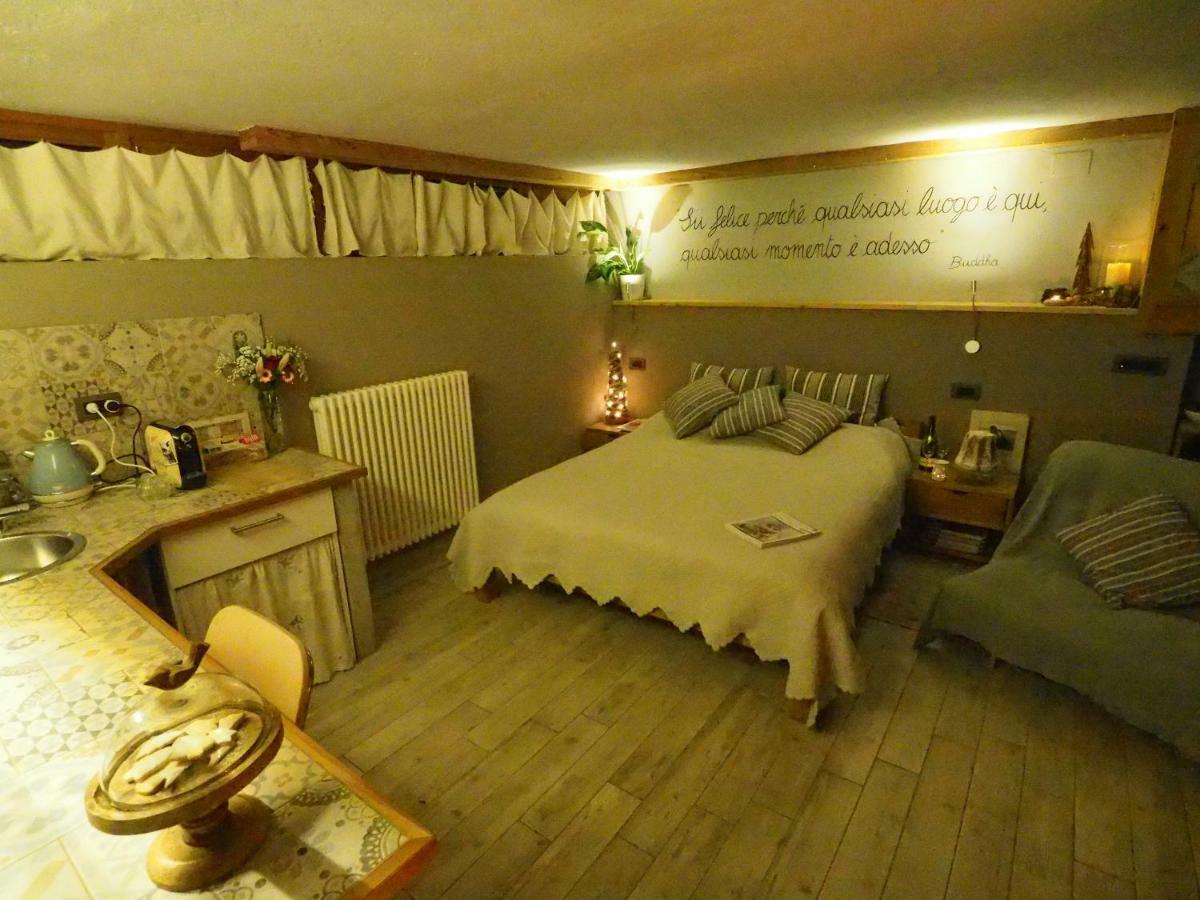 라살 Grange Epiney Bed E Breakfast B&B 외부 사진